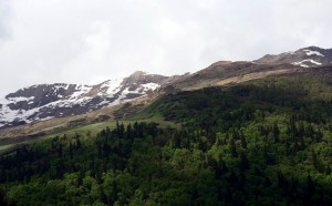 Snow mountain in  GHNP(Click to enlarge) 